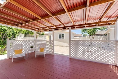 Welcome to this light-filled 3-bedroom, 2-bath single-story home - photo 22