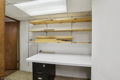 Avid gardeners need access to the city, busy commuter need - photo 25