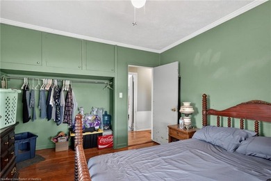 Charming 2-bedroom, 1-bath home conveniently located near - photo 25