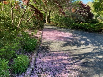 Avid gardeners need access to the city, busy commuter need - photo 34