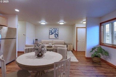 Located conveniently between Roosevelt and Holladay with EZ - photo 10