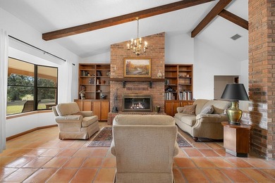 (private lake, pond, creek) Home For Sale in Paige Texas