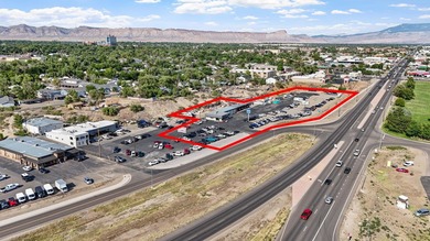 Location! Location! Location! Commercial property is located in - photo 4