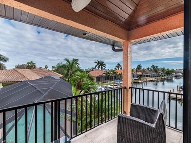 Very Unique Marco Island waterfront Home features a 50'x26' - photo 6