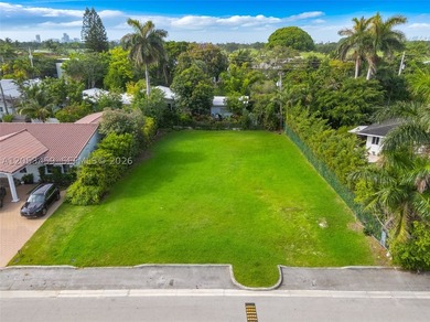 Exceptional opportunity to acquire a 10,000 SF (80' x 125') - photo 2