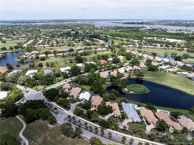 Golf & Lake Views on the 14th Hole. Resort-style living at its - photo 15