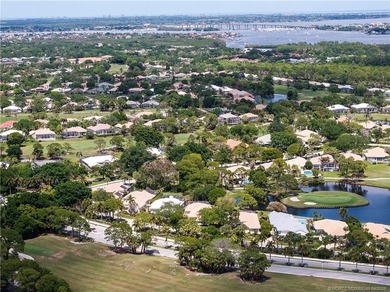 Golf & Lake Views on the 14th Hole. Resort-style living at its - photo 17