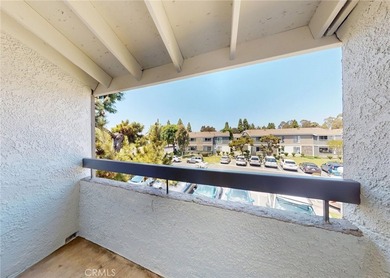 Welcome Home to 2835 S Fairview #H. This Beautifully Upgraded - photo 18