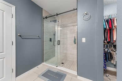 Welcome home to Brenton Manor! This move-in ready 3-bedroom - photo 19