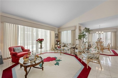 Golf & Lake Views on the 14th Hole. Resort-style living at its - photo 36