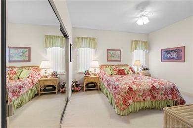 Golf & Lake Views on the 14th Hole. Resort-style living at its - photo 48