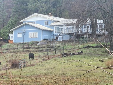 (private lake, pond, creek) Home For Sale in Montgomery Creek California