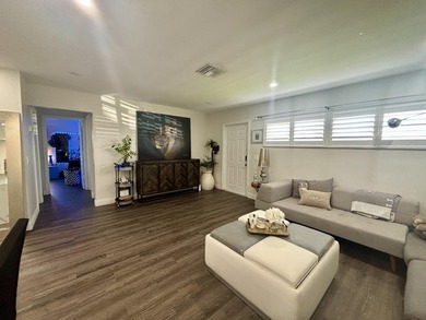 Welcome to this stunningly updated 2-bedroom, 1-bath villa! - photo 9
