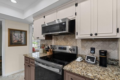 Location, location, location! This beautifully maintained brick - photo 16