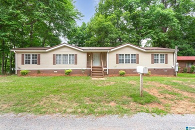 LOCATION! LOCATION! LOCATION! Just minutes from Pell City and - photo 1