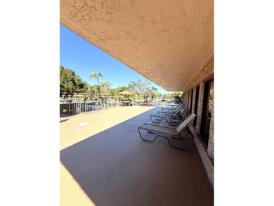 NEW PRICE!! First Floor 2 bedroom / 2 Bath unit. Tile Floors - photo 22