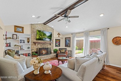 Location, location, location! This beautifully maintained brick - photo 24