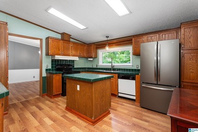 LOCATION! LOCATION! LOCATION! Just minutes from Pell City and - photo 7