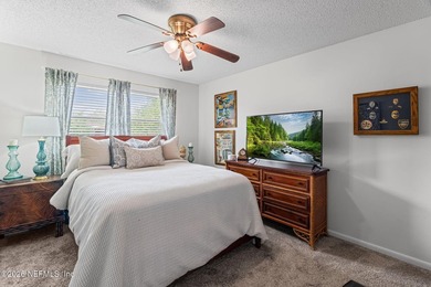 Location, location, location! This beautifully maintained brick - photo 28