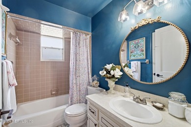 Location, location, location! This beautifully maintained brick - photo 30
