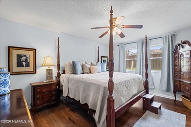 Location, location, location! This beautifully maintained brick - photo 31