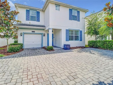 Lake Home For Sale in Kissimmee, Florida