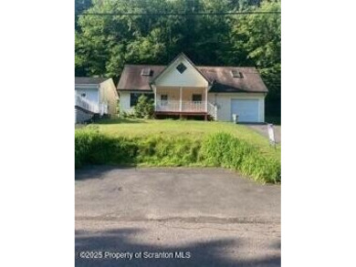 Totally remodeled, charming 2 bedroom home at Harveys Lake - Lake Home For Sale in Harveys Lake, Pennsylvania