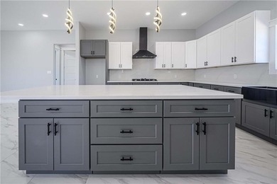 New custom home on a quiet cul-de-sac across from Copano Bay! - photo 12