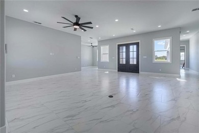 New custom home on a quiet cul-de-sac across from Copano Bay! - photo 13