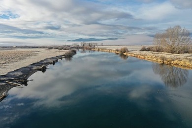 Sportsman paradise featuring 3200 feet of Williamson River - photo 13