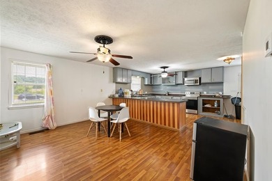 Welcome to 27653 US Highway 127 in Pikeville, Tennessee! This 3 - photo 14