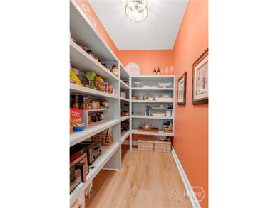 $10,000 TOWARDS CLOSING COSTS! Welcome to this stunning like-new - photo 15
