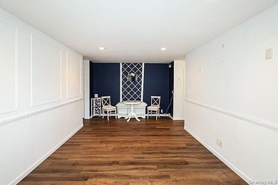Move right into this charming and meticulously maintained one - photo 5
