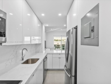 Just reduced! Spectacular gorgeous fully renovated PH Studio in