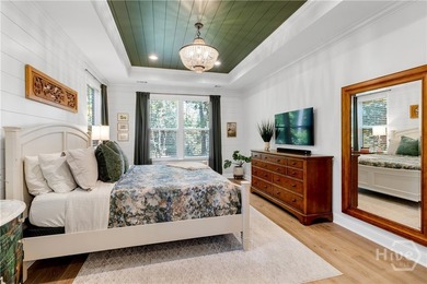 $10,000 TOWARDS CLOSING COSTS! Welcome to this stunning like-new - photo 24