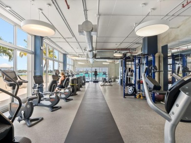 Just reduced! Spectacular gorgeous fully renovated PH Studio in