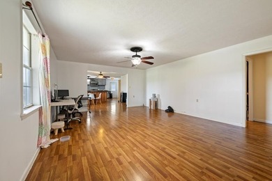 Welcome to 27653 US Highway 127 in Pikeville, Tennessee! This 3 - photo 26
