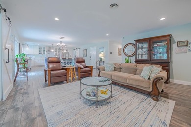 Welcome to this beautifully updated coastal rambler, where - photo 28