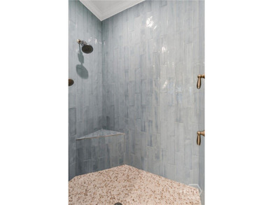 $10,000 TOWARDS CLOSING COSTS! Welcome to this stunning like-new - photo 30