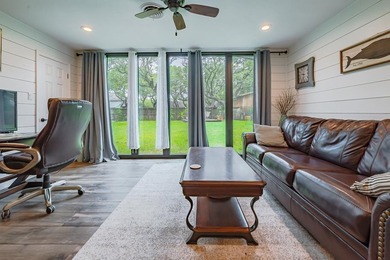 Welcome to this beautifully updated coastal rambler, where - photo 30