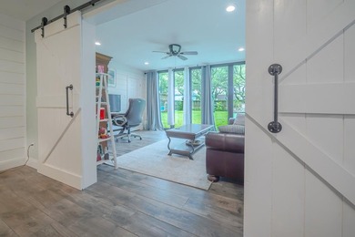 Welcome to this beautifully updated coastal rambler, where - photo 33