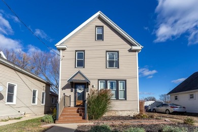 Mississippi River  - Clayton County Home For Sale in Dubuque Iowa