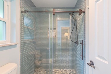 Welcome to this beautifully updated coastal rambler, where - photo 42