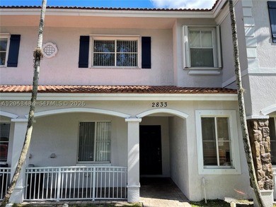 Beautiful and well-maintained 2BR/2.5BA townhome in the gated - photo 3