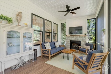 $10,000 TOWARDS CLOSING COSTS! Welcome to this stunning like-new - photo 44
