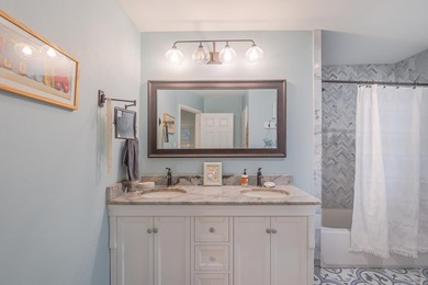 Welcome to this beautifully updated coastal rambler, where - photo 48