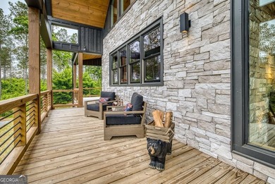 Welcome to Oakwood Estates, a bespoke mountain estate where - photo 6