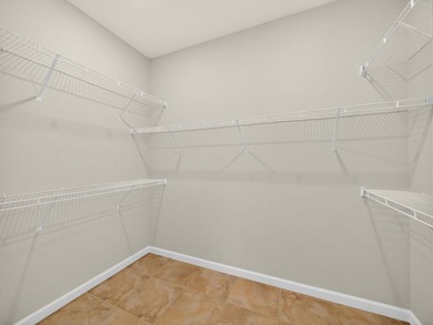 Welcome to this beautifully maintained 2-bedroom plus den - photo 12