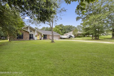 NEW ROOF INSTALLED APRIL 2026! Nestled on a spacious 1.08-acre - photo 3