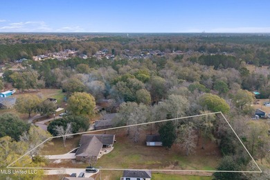 NEW ROOF INSTALLED APRIL 2026! Nestled on a spacious 1.08-acre - photo 4